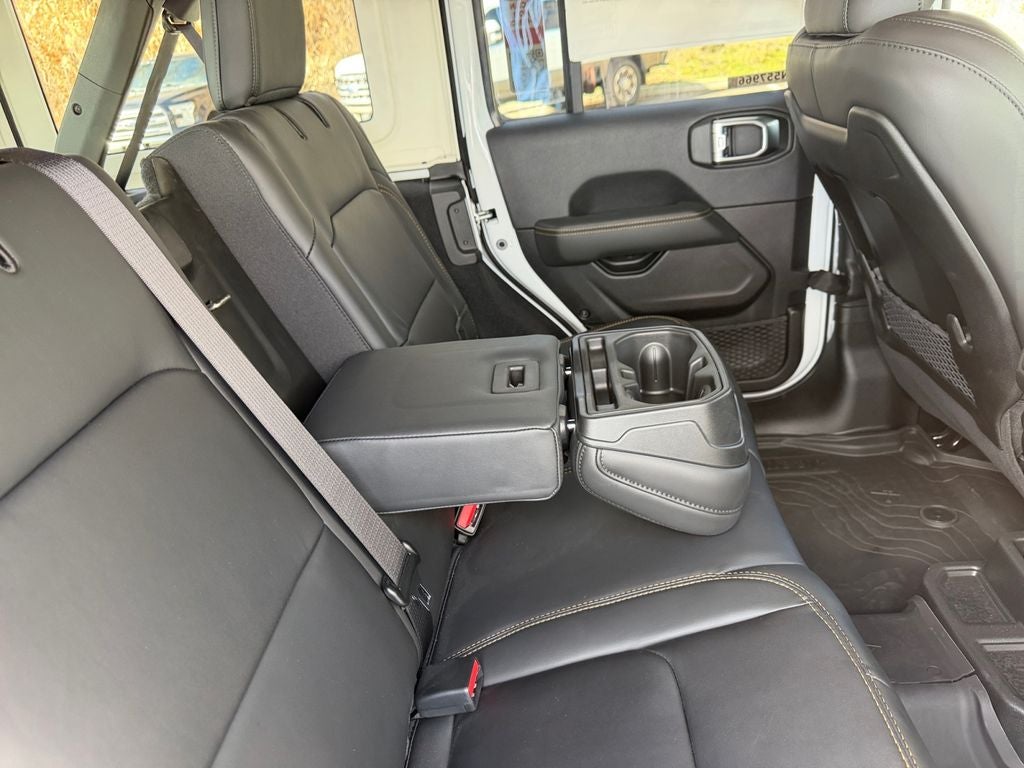 2025 Jeep Wrangler WRANGLER 4-DOOR RUBICON 392