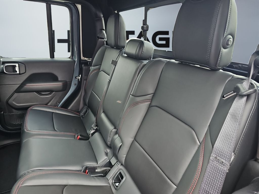 2025 Jeep Gladiator GLADIATOR RUBICON X 4X4