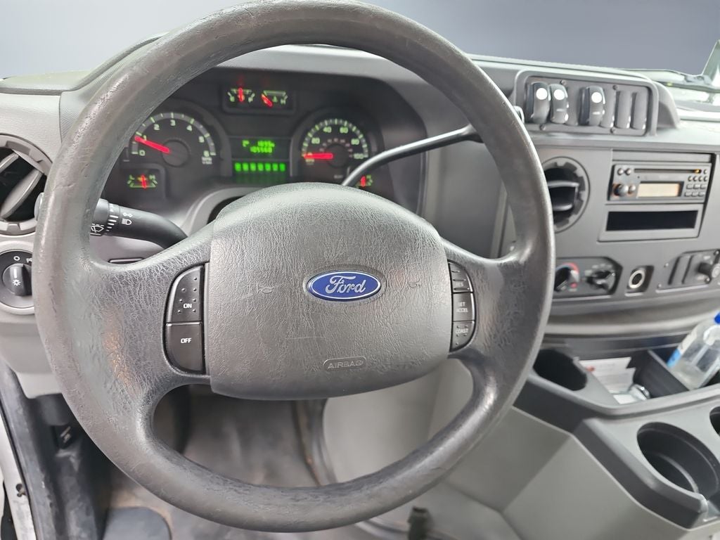 2011 Ford E-350 Cutaway Base