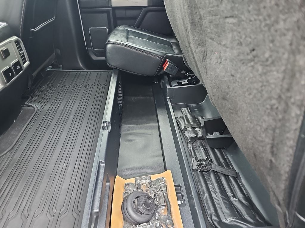 2020 Ford F-450 LARIAT