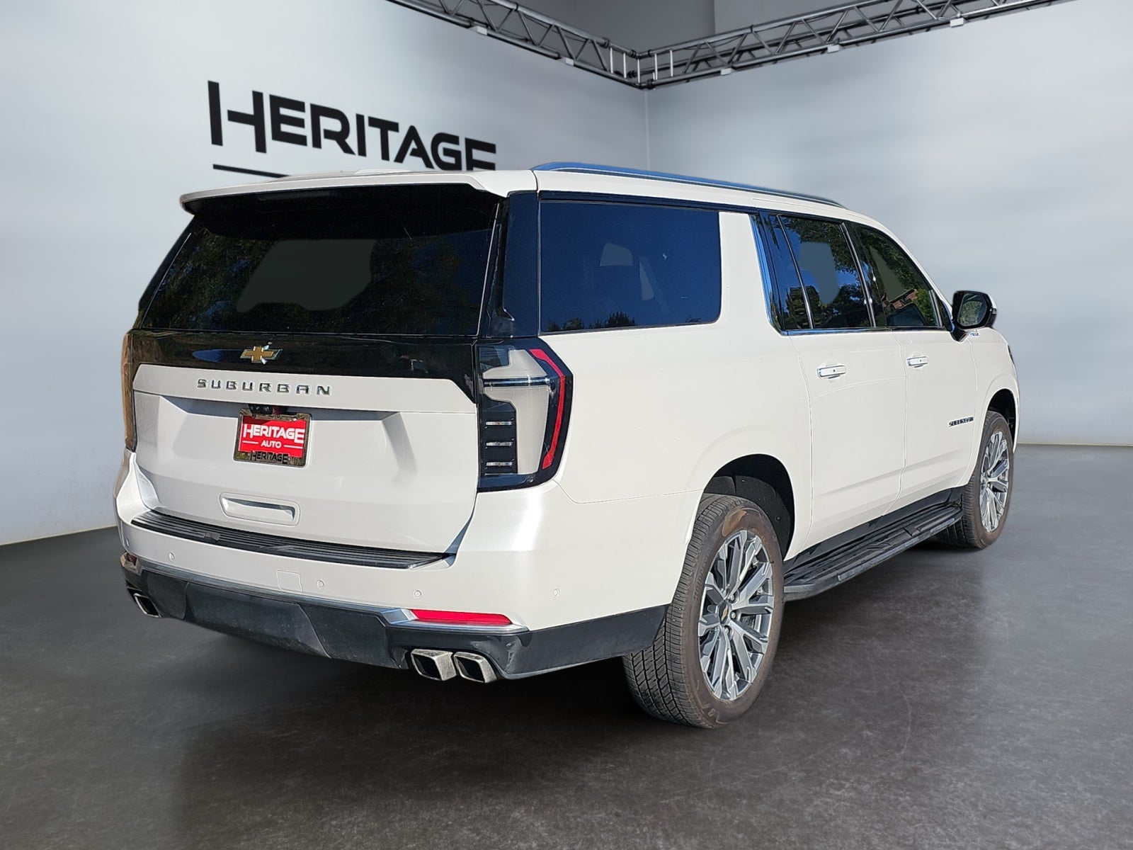 2025 Chevrolet Suburban 4WD High Country