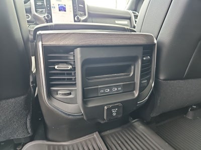 2026 RAM Ram 3500 RAM 3500 LARAMIE CREW CAB 4X4 8' BOX