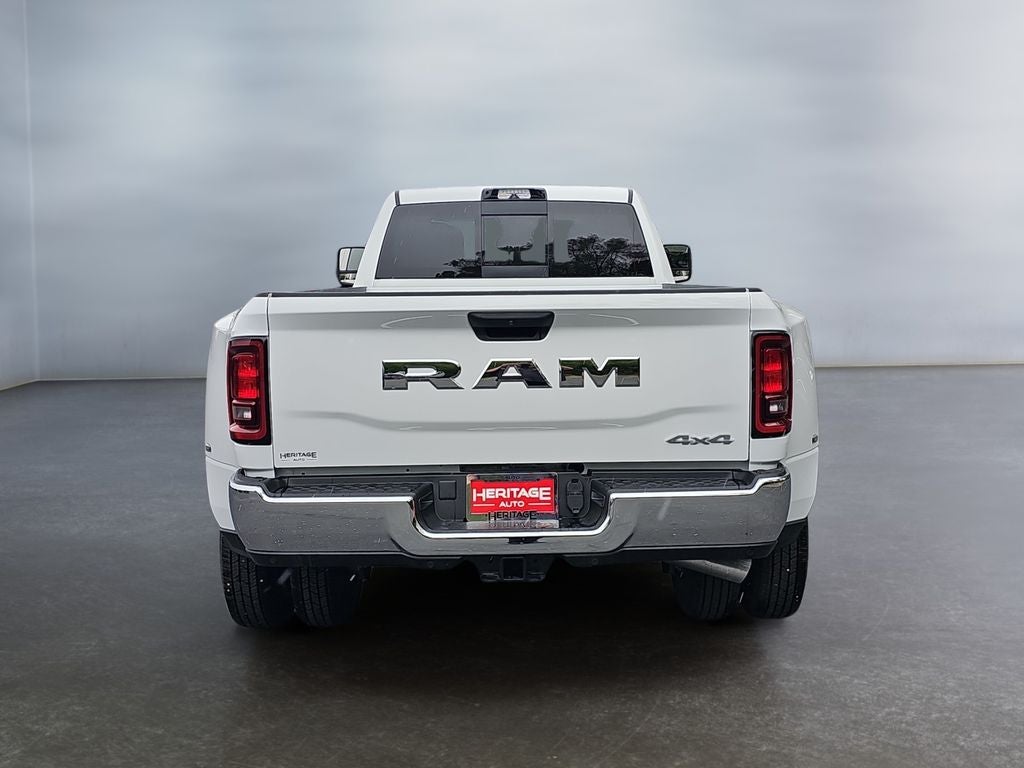2026 RAM Ram 3500 RAM 3500 TRADESMAN CREW CAB 4X4 8' BOX