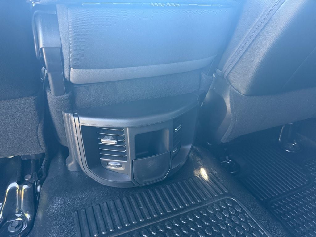 2024 RAM 5500 Chassis Tradesman/SLT/Laramie/Limited
