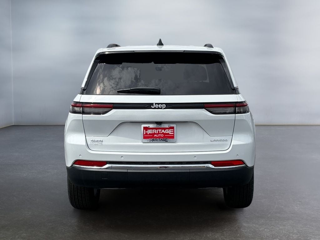 2026 Jeep Grand Cherokee GRAND CHEROKEE LAREDO X 4X4