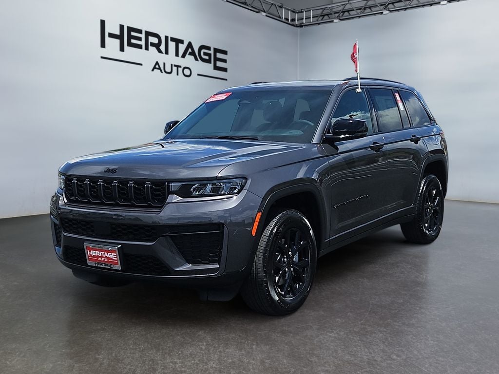 2026 Jeep Grand Cherokee GRAND CHEROKEE LAREDO ALTITUDE 4X4
