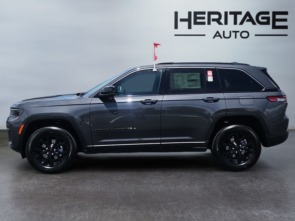 2026 Jeep Grand Cherokee GRAND CHEROKEE LAREDO ALTITUDE 4X4