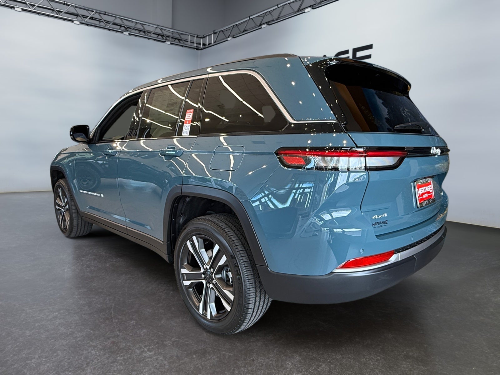2027 Jeep Grand Cherokee Limited