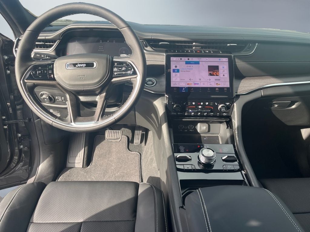 2025 Jeep Grand Cherokee GRAND CHEROKEE OVERLAND 4X4