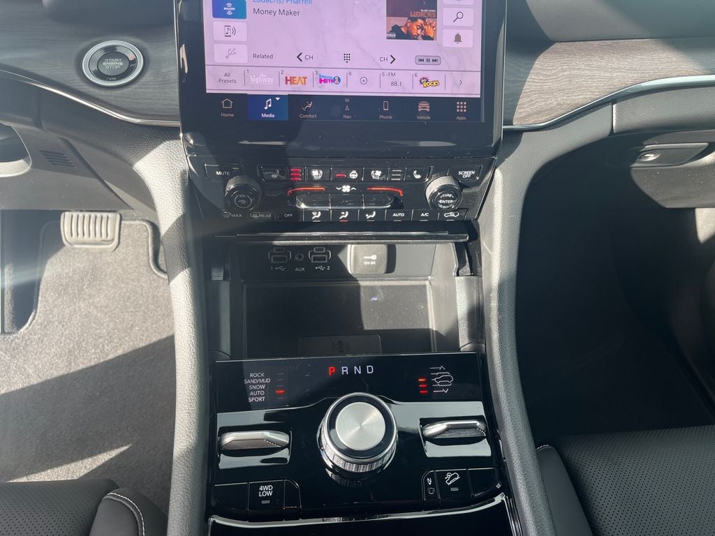 2025 Jeep Grand Cherokee GRAND CHEROKEE OVERLAND 4X4