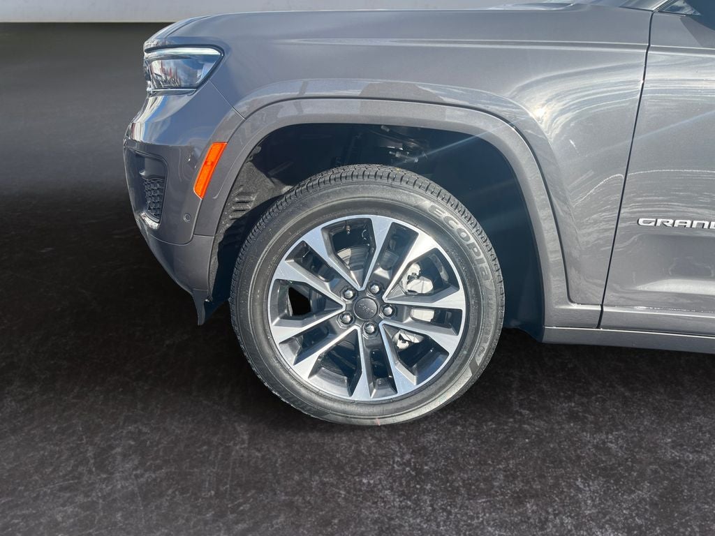 2025 Jeep Grand Cherokee GRAND CHEROKEE OVERLAND 4X4