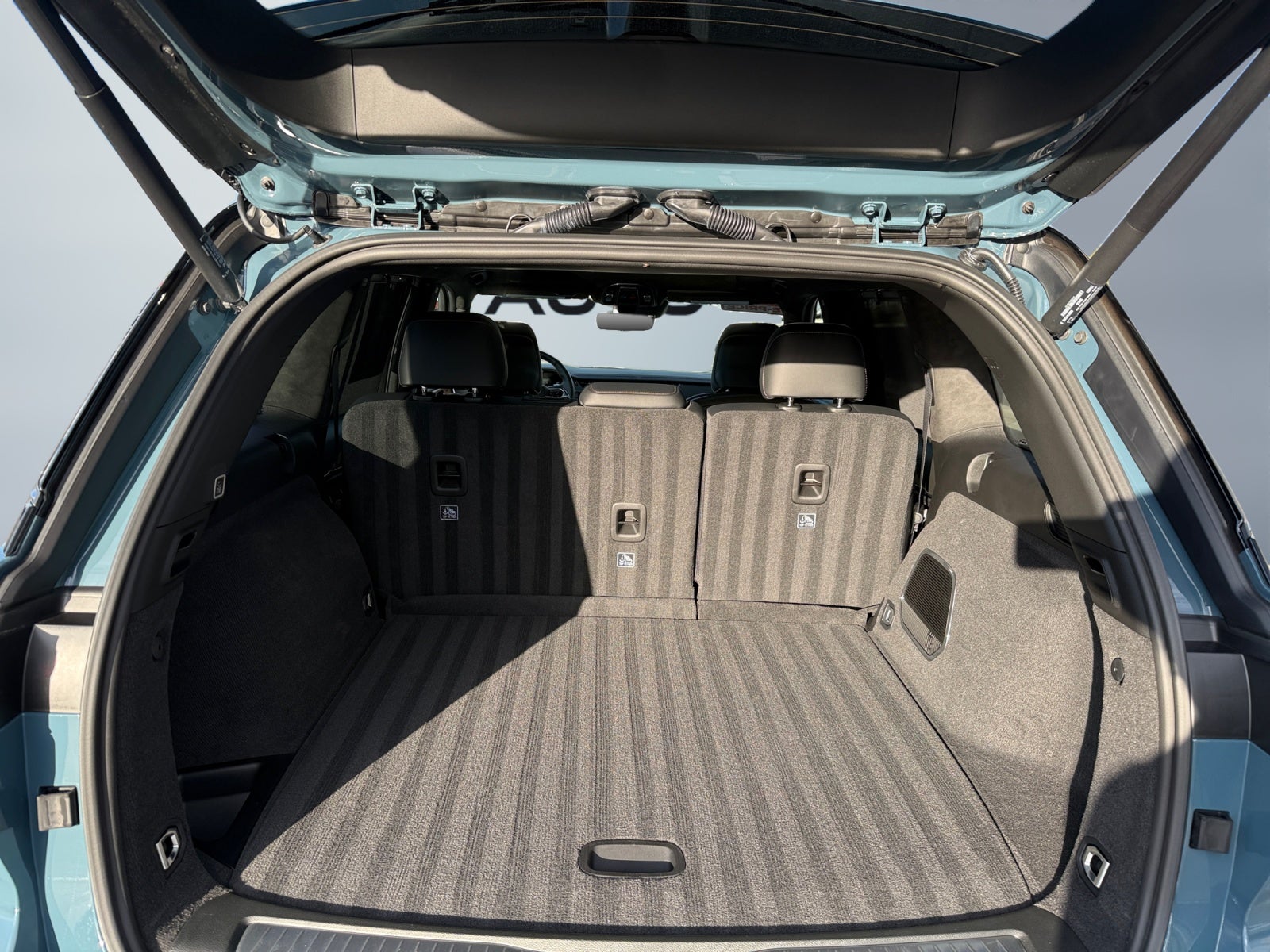 2027 Jeep Grand Cherokee GRAND CHEROKEE SUMMIT 4X4