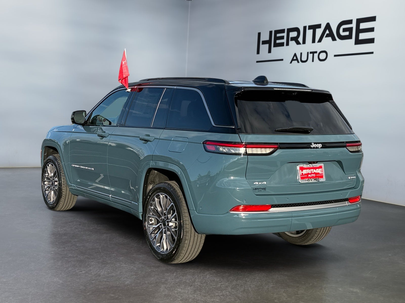 2027 Jeep Grand Cherokee GRAND CHEROKEE SUMMIT 4X4