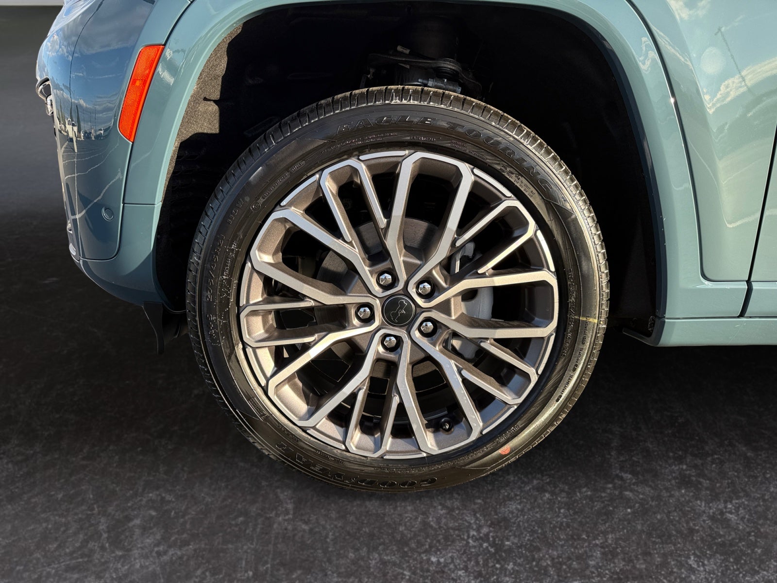 2027 Jeep Grand Cherokee GRAND CHEROKEE SUMMIT 4X4
