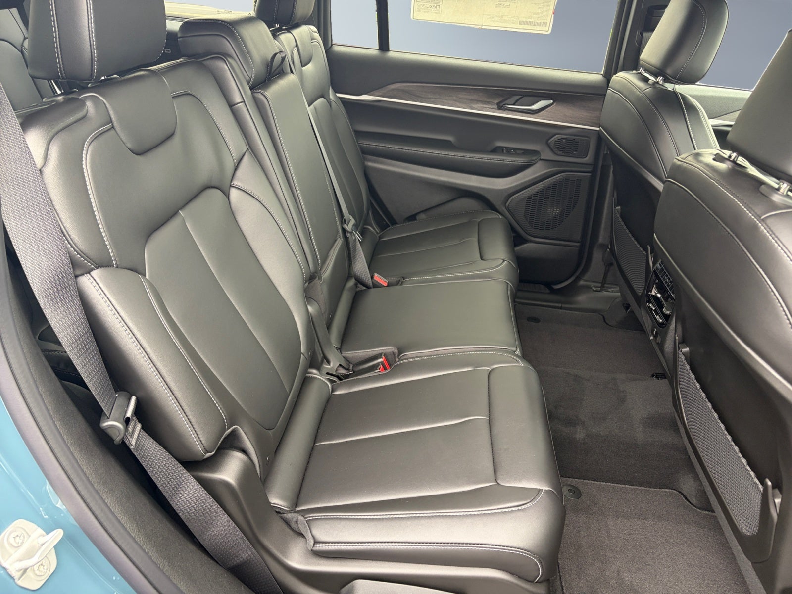 2027 Jeep Grand Cherokee L Limited