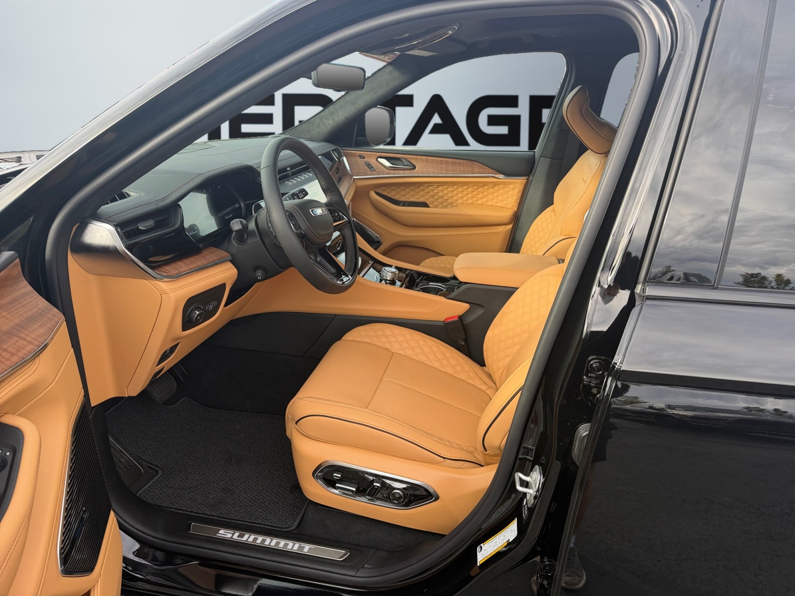 2027 Jeep Grand Cherokee GRAND CHEROKEE L SUMMIT 4X4