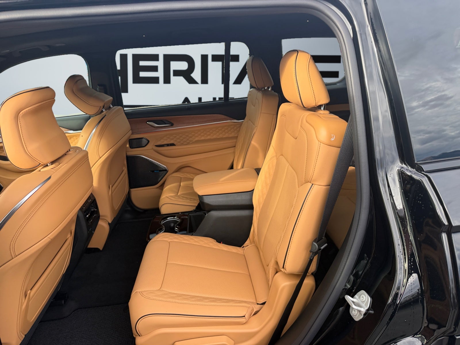 2027 Jeep Grand Cherokee GRAND CHEROKEE L SUMMIT 4X4