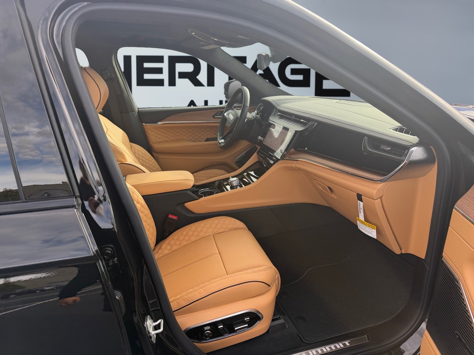 2027 Jeep Grand Cherokee GRAND CHEROKEE L SUMMIT 4X4