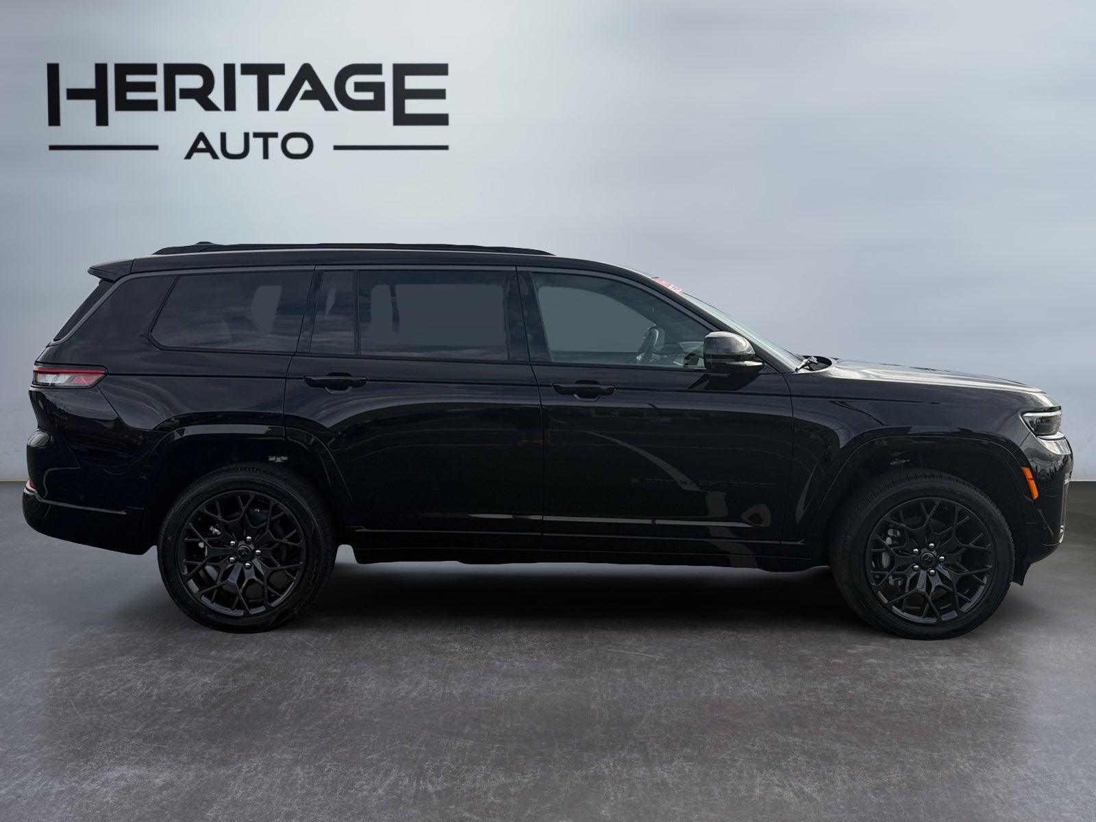2027 Jeep Grand Cherokee GRAND CHEROKEE L SUMMIT 4X4