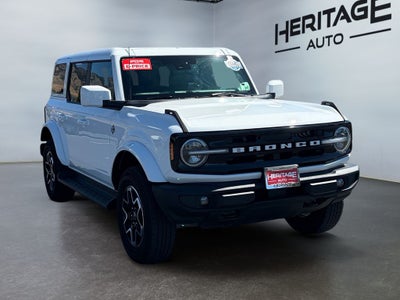 2025 Ford Bronco Outer Banks