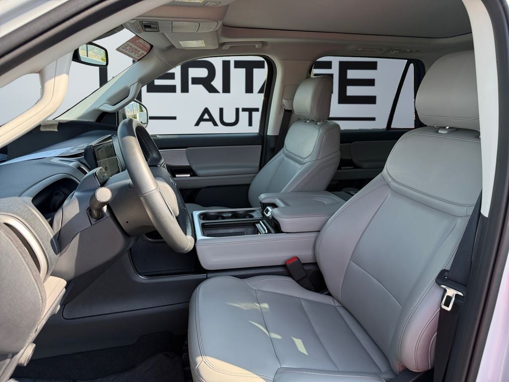 2025 Ford Expedition Active MAX