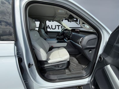 2025 Ford Expedition Platinum MAX