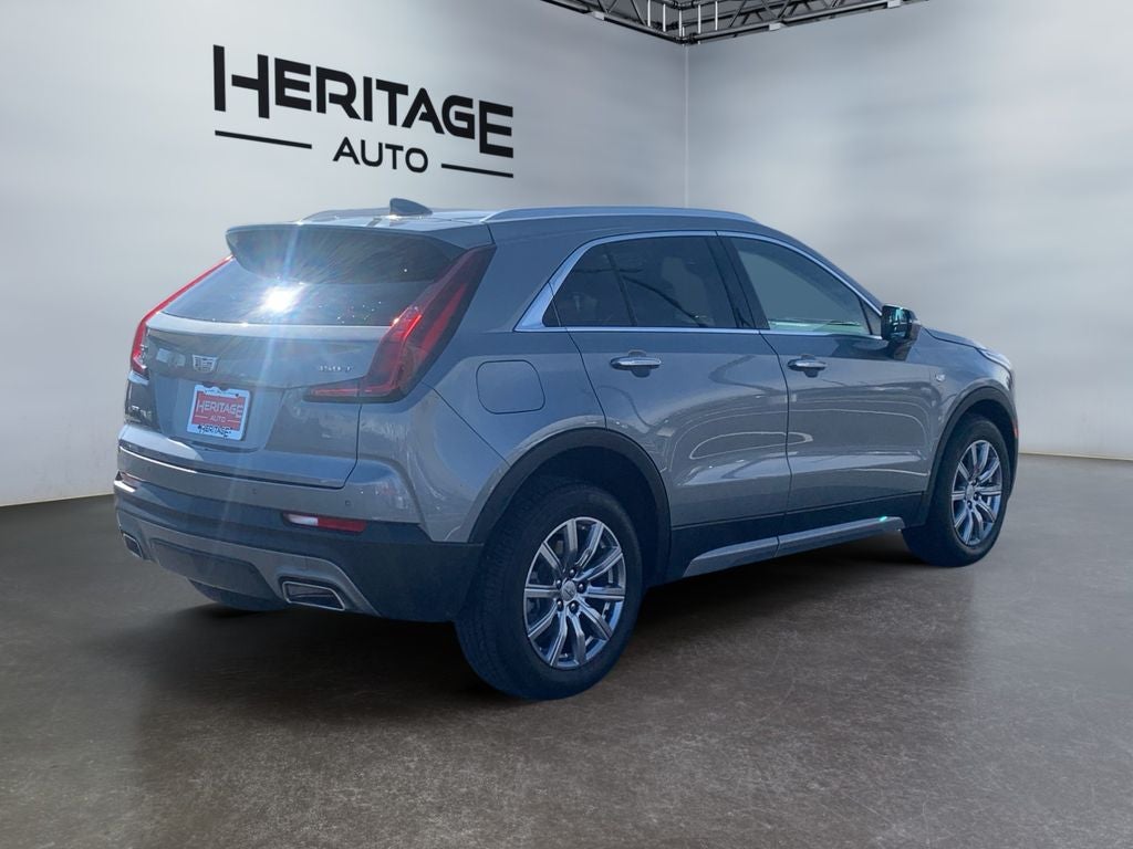 2023 Cadillac XT4 AWD Premium Luxury