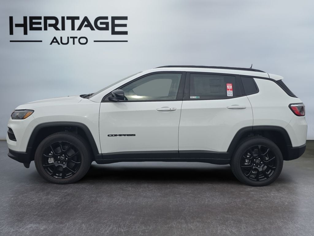2025 Jeep Compass COMPASS LATITUDE 4X4