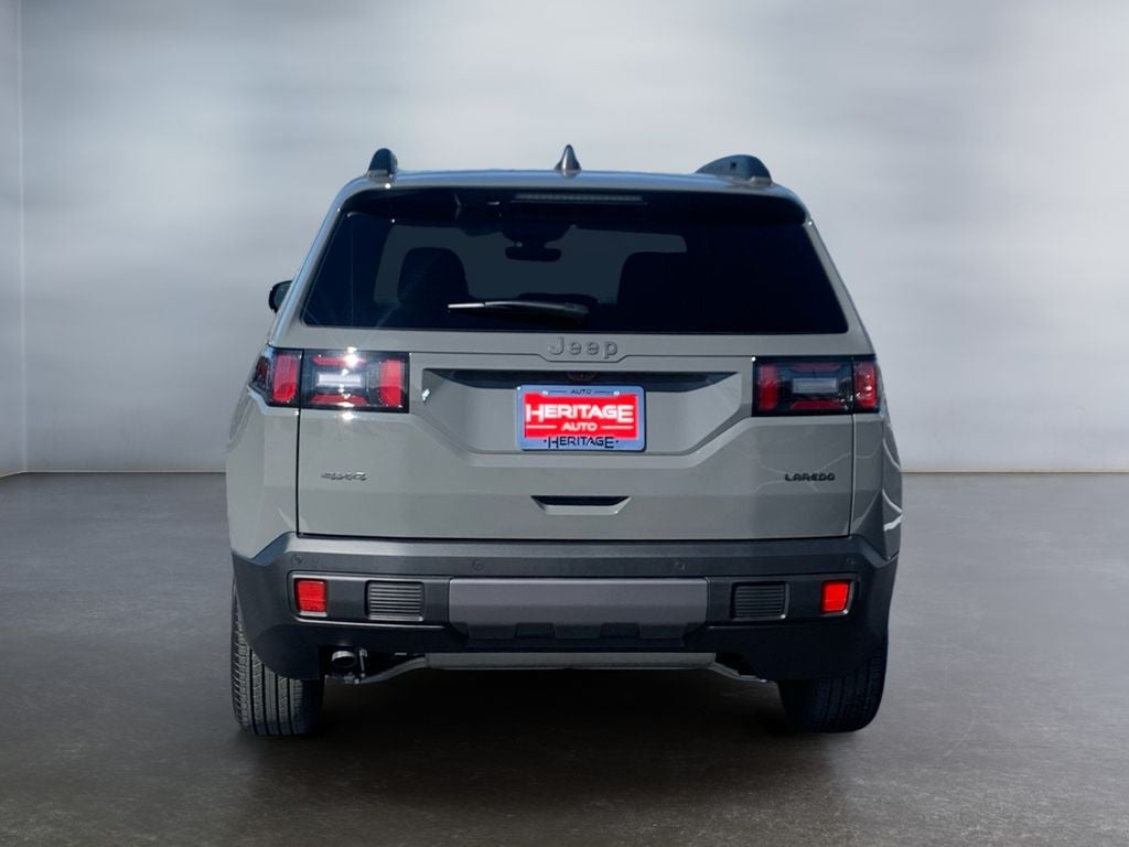 2026 Jeep Cherokee CHEROKEE LAREDO 4X4