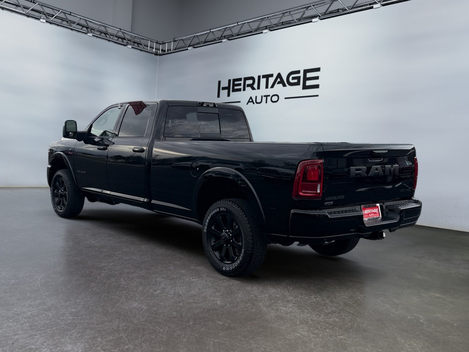 2027 RAM 3500 RAM 3500 LARAMIE CREW CAB 4X4 8' BOX