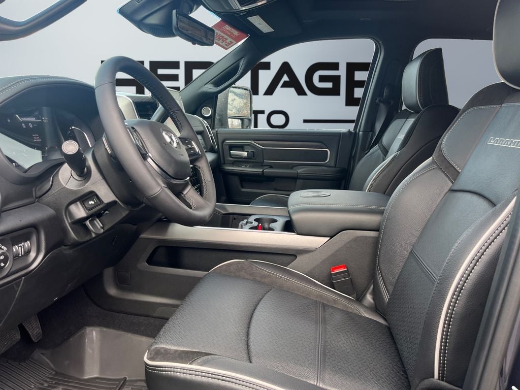 2026 RAM Ram 3500 RAM 3500 LARAMIE MEGA CAB 4X4 6'4' BOX