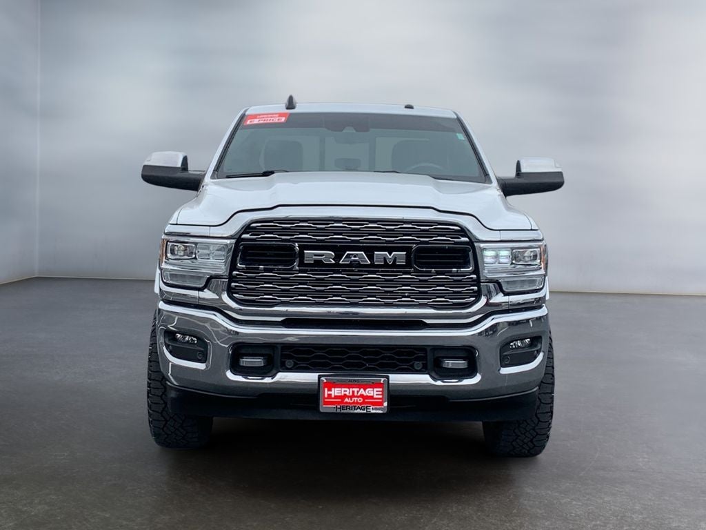 2021 RAM 3500 Limited Crew Cab 4x4 8' Box