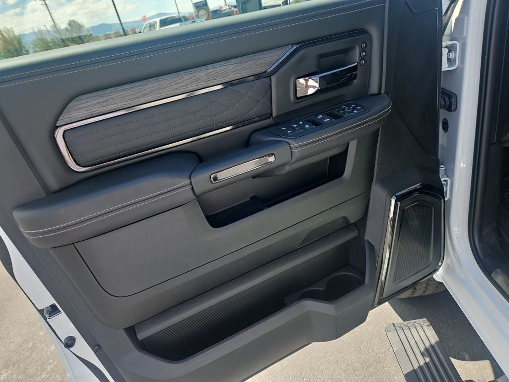 2026 RAM Ram 2500 RAM 2500 LIMITED CREW CAB 4X4 6'4' BOX