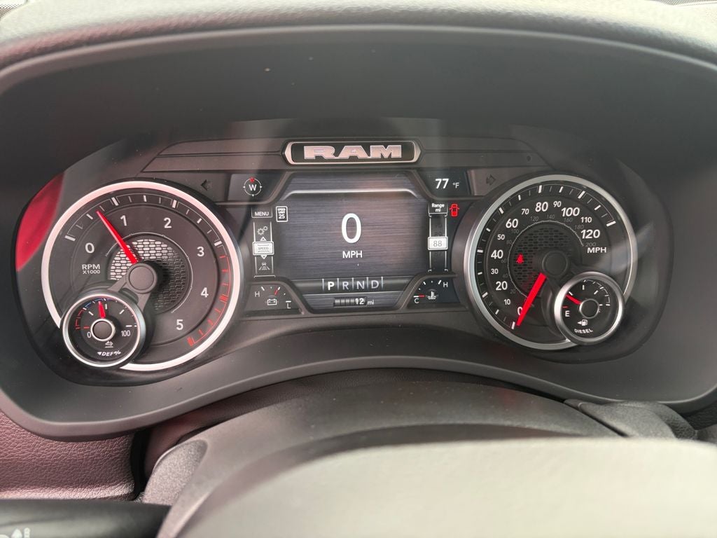 2026 RAM 3500 RAM 3500 TRADESMAN CREW CAB 4X4 8' BOX