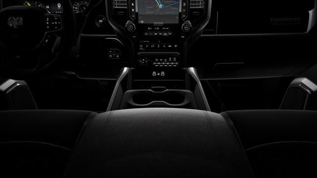 2027 RAM 3500 RAM 3500 BIG HORN CREW CAB 4X4 8' BOX