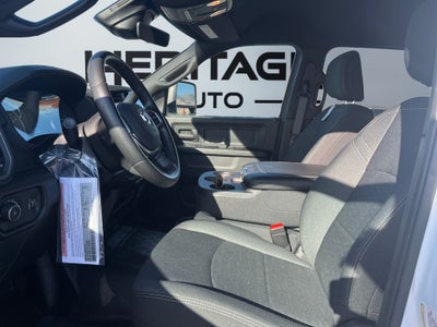 2026 RAM Ram 3500 Chassis Cab RAM 3500 TRADESMAN CREW CAB CHASSIS 4X4 60' CA