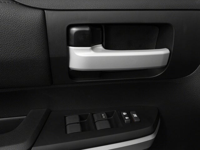 2017 Toyota Tundra SR5 5.7L V8