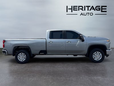 2025 Chevrolet Silverado LT