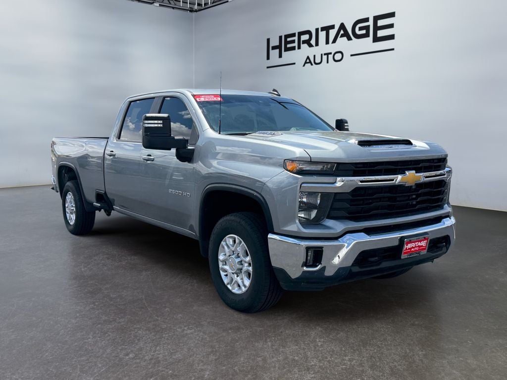2025 Chevrolet Silverado LT