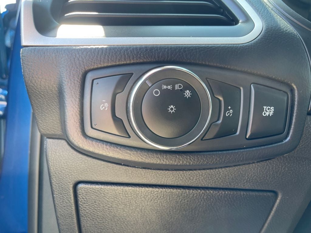 2023 Ford Edge SE