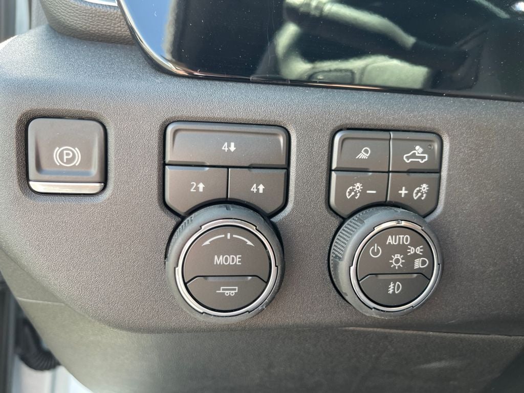 2026 Chevrolet Silverado LT