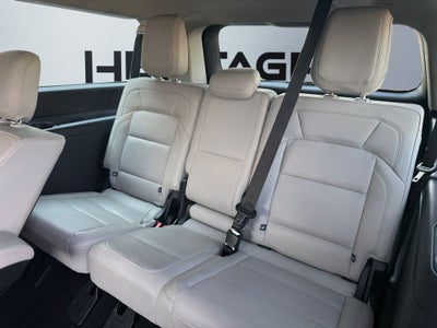 2025 Lincoln Navigator L Reserve