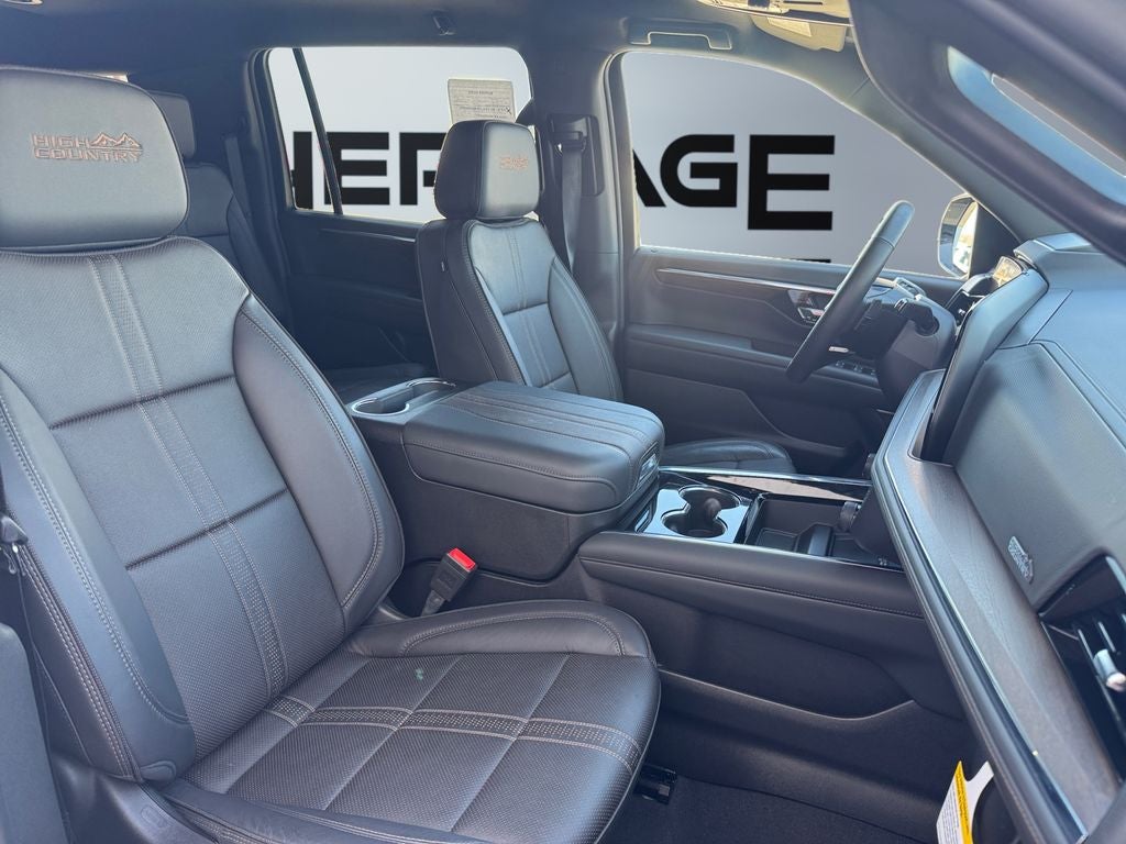 2025 Chevrolet Suburban High Country