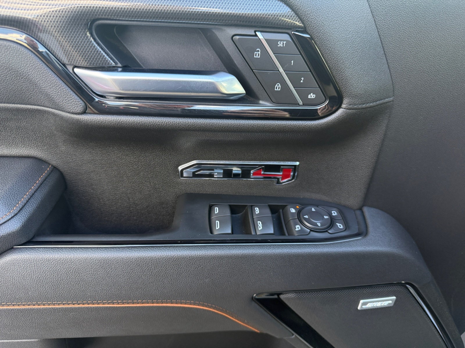 2025 GMC Sierra 1500 AT4