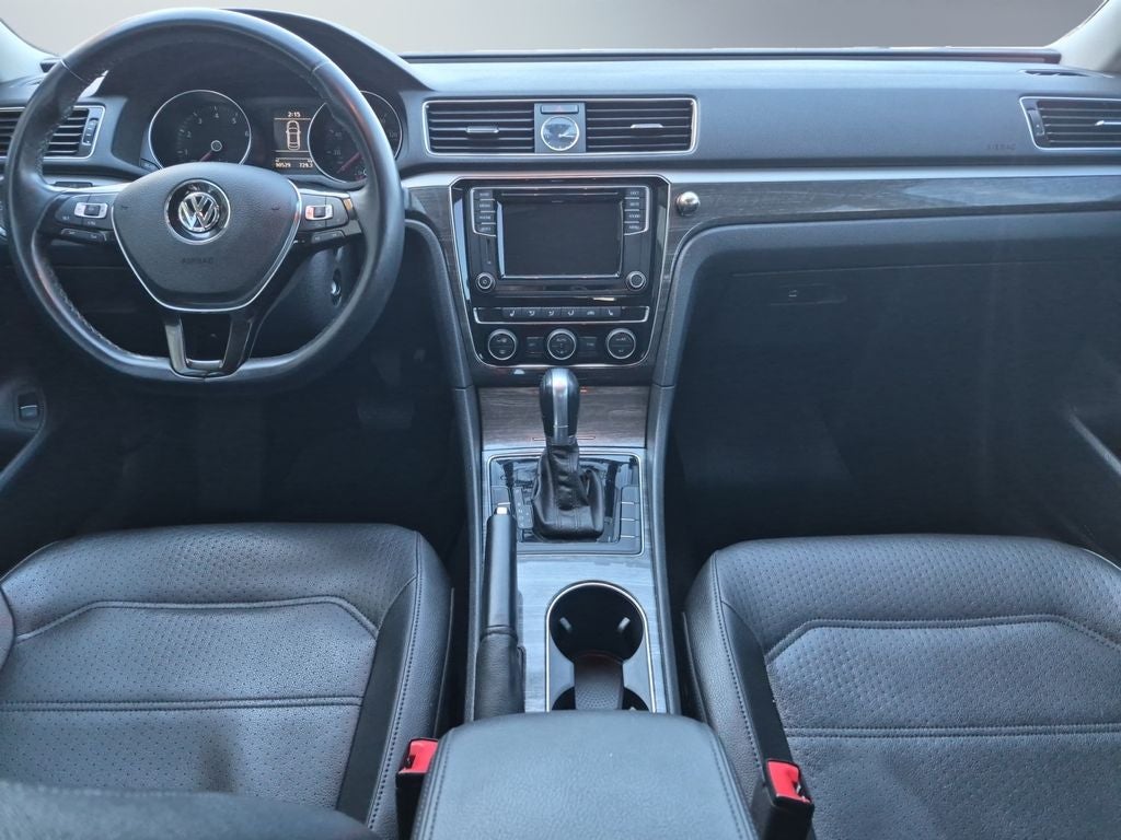 2016 Volkswagen Passat 1.8T SE