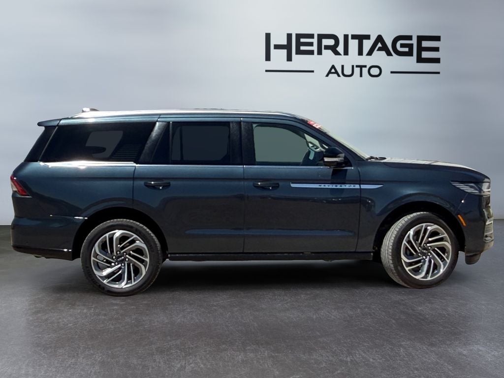 2025 Lincoln Navigator Reserve